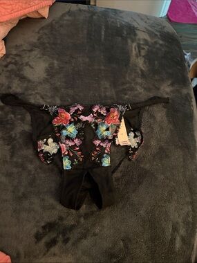 Victoria's Secret Black Floral Embroidered Thong Sz: L